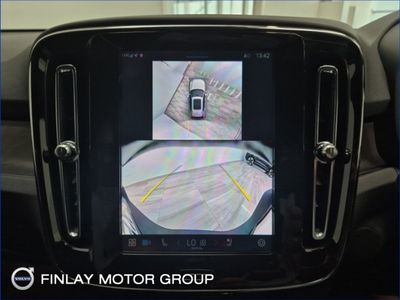 2025 Volvo XC40