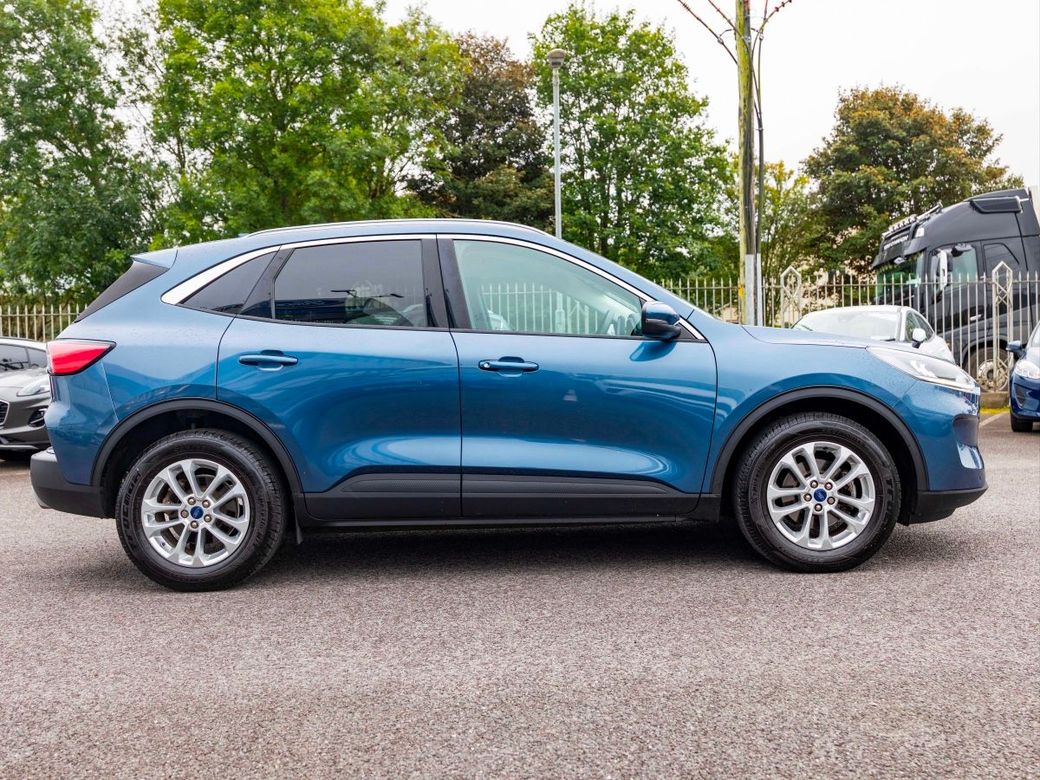 2022 Ford Kuga