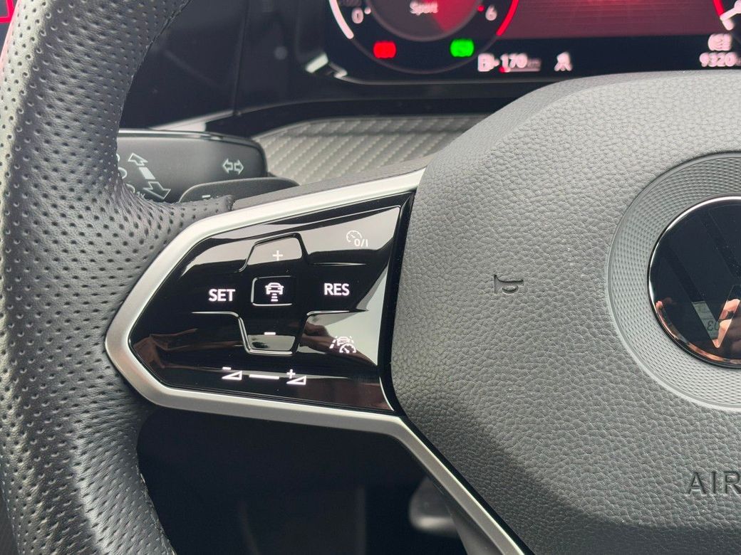 2023 Volkswagen Golf