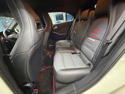 2016 Mercedes-Benz A 180