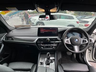 2022 BMW 5 Series