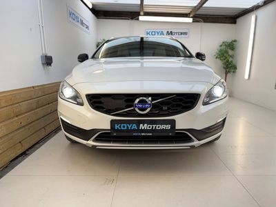 2017 Volvo V60 Cross Country