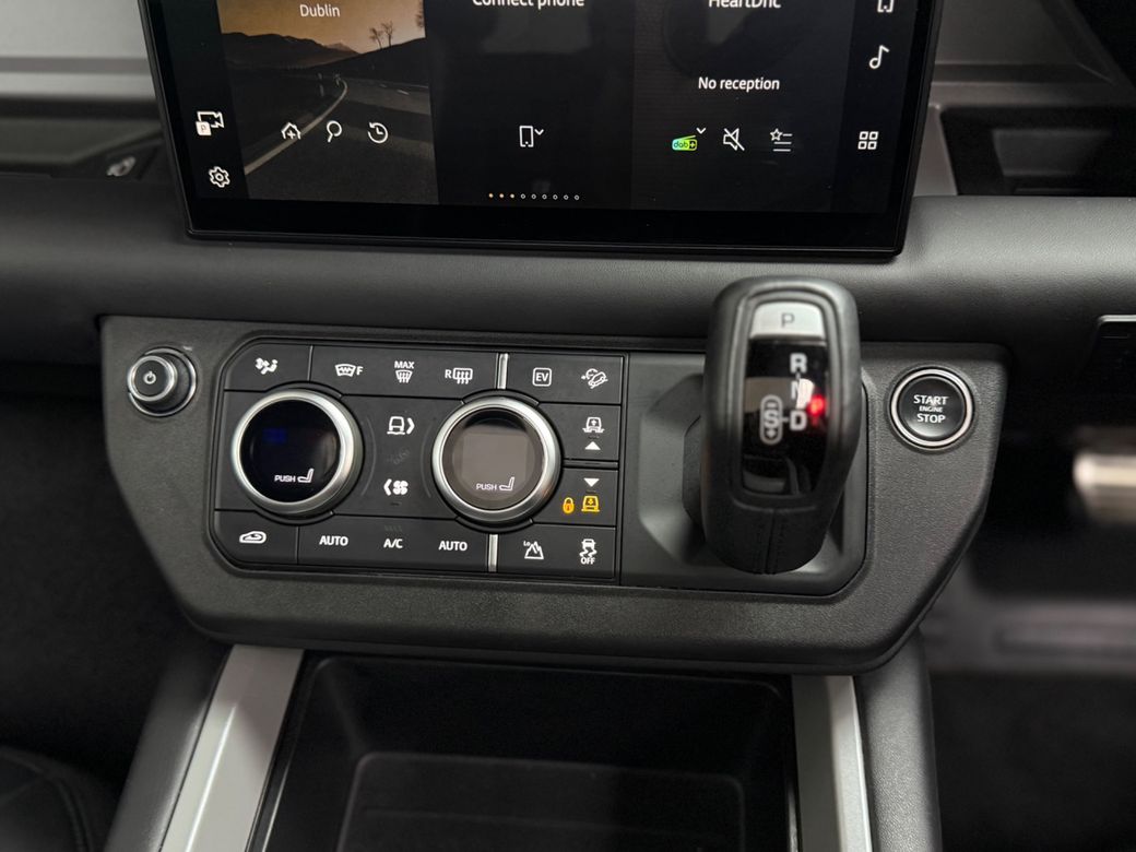 2025 Land Rover Defender