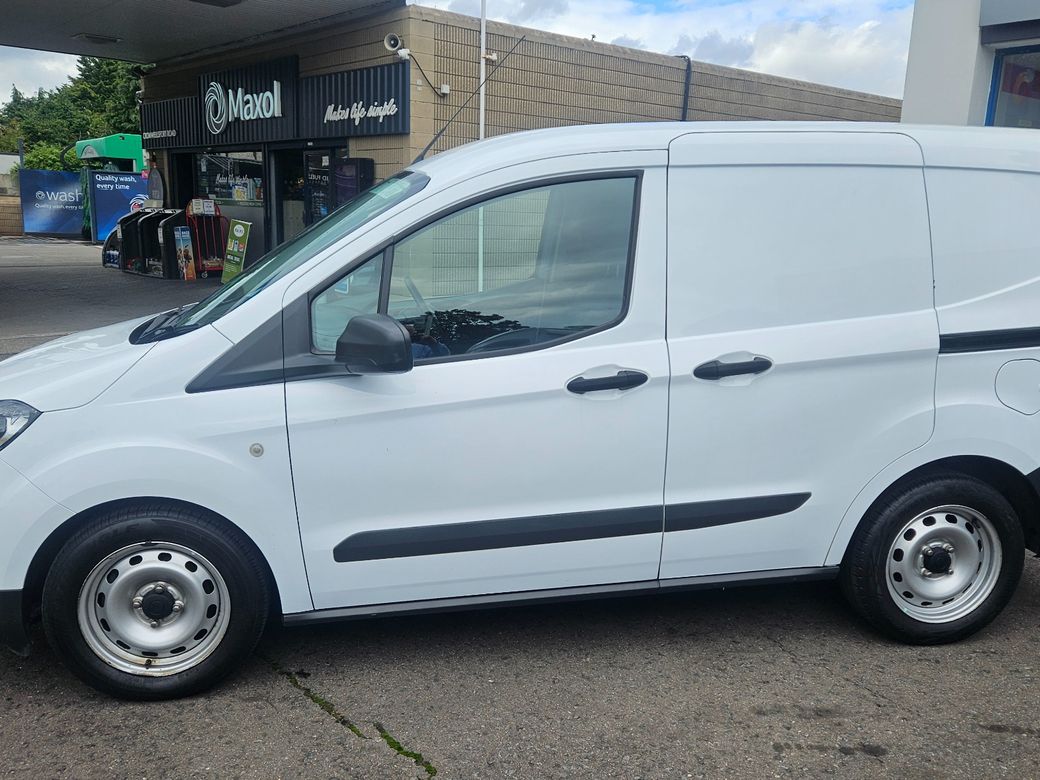 2022 Ford Transit Courier