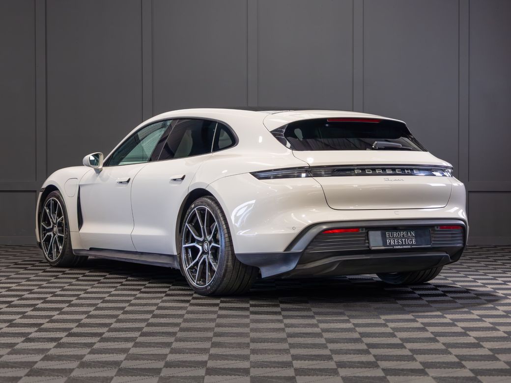2023 Porsche Taycan
