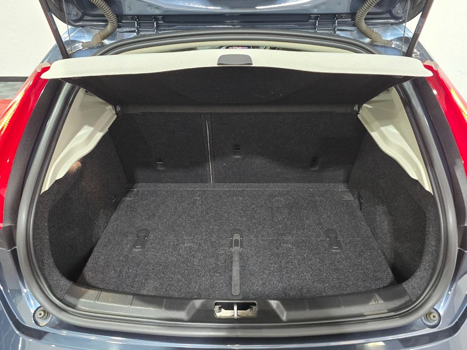 2018 Volvo V40