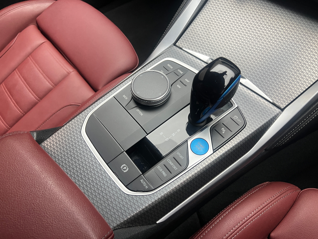 2023 BMW i4