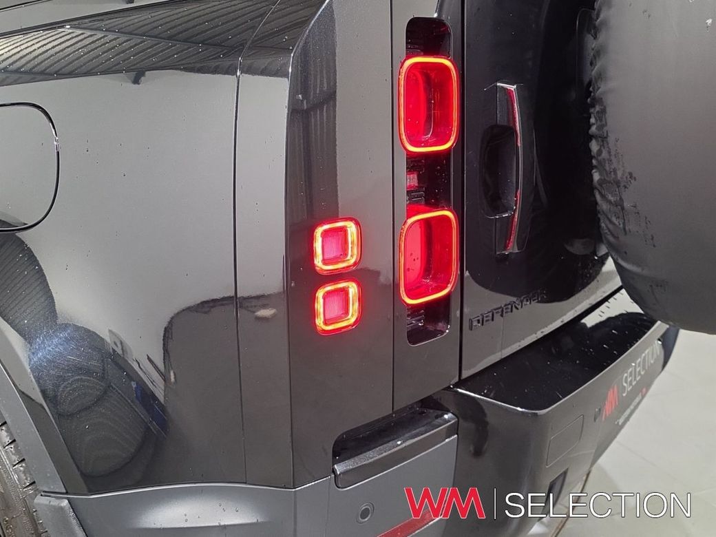2023 Land Rover Defender