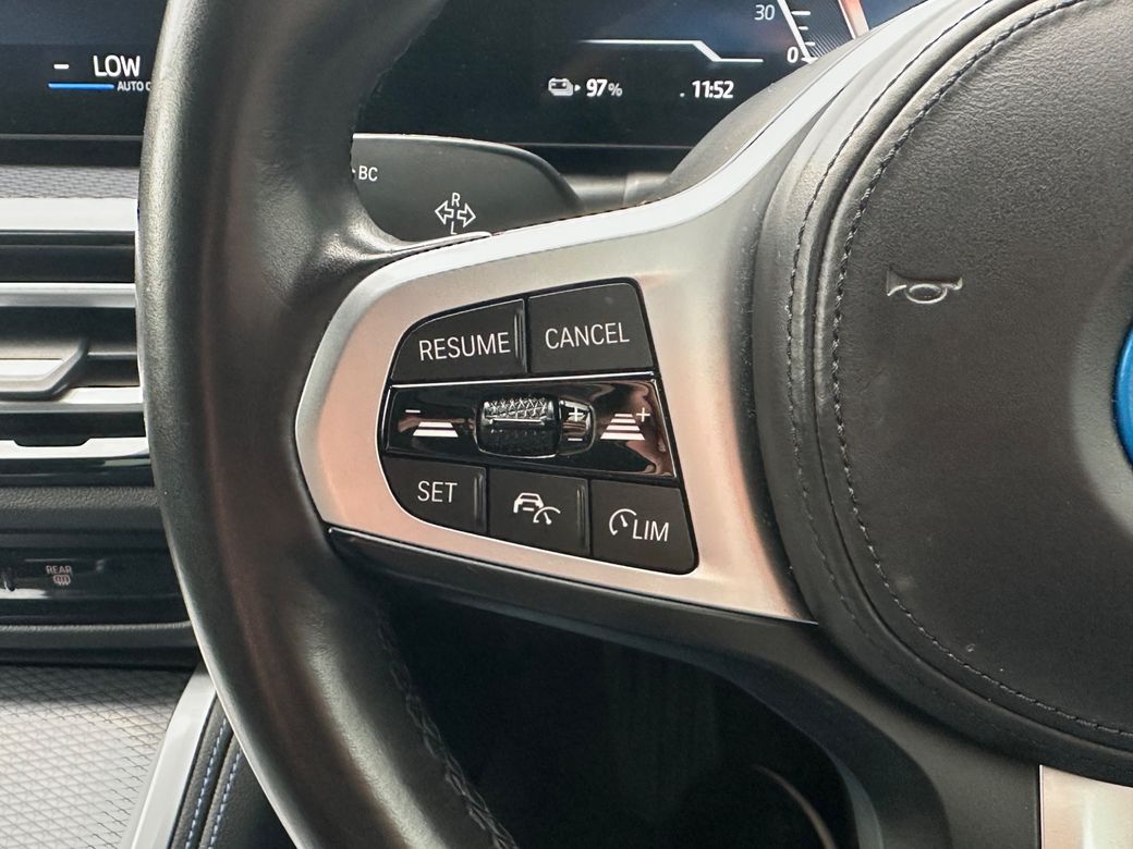 2024 BMW i4