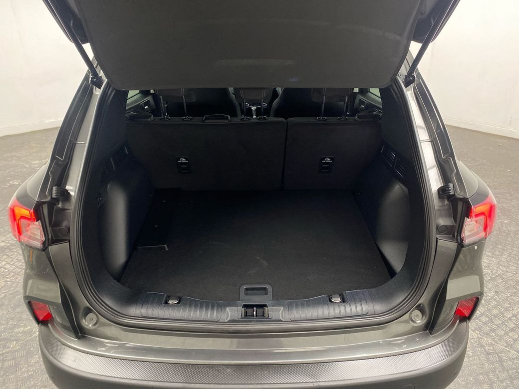 2022 Ford Kuga