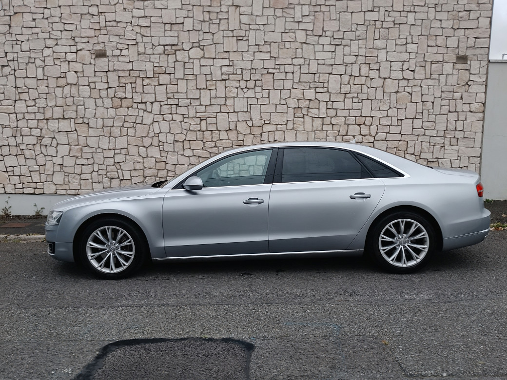 2016 Audi A8