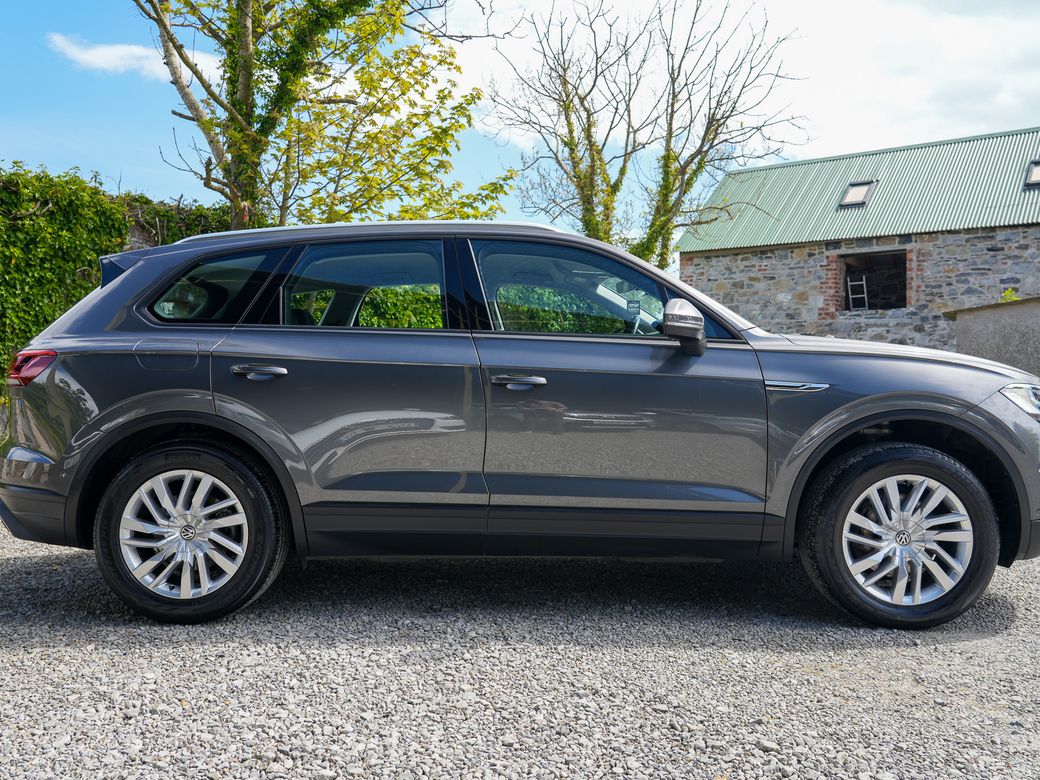 2020 Volkswagen Touareg