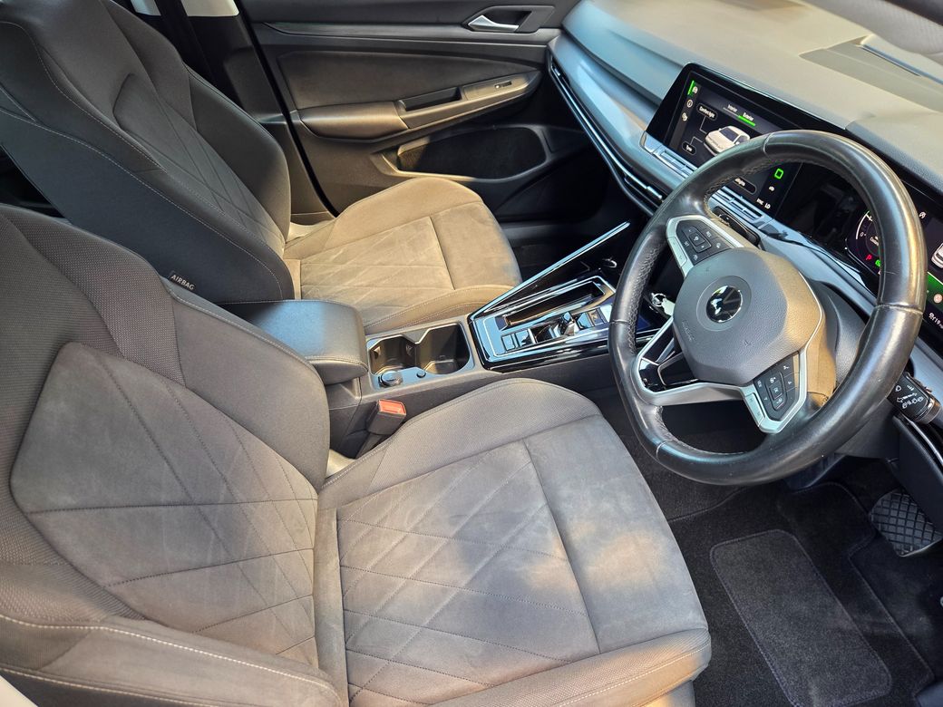 2023 Volkswagen Golf