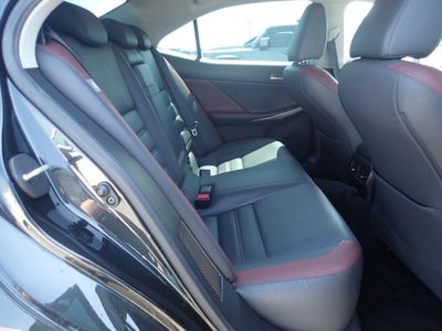 2019 Lexus IS 300h