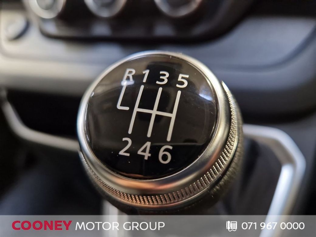 2026 Nissan Primastar