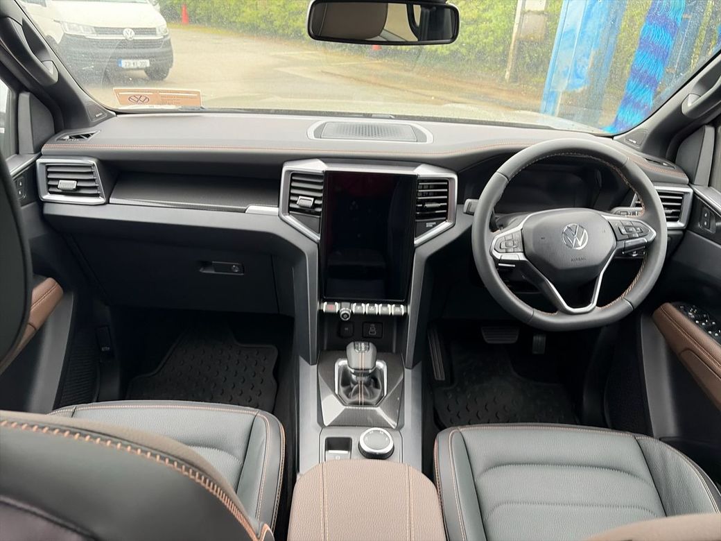 2025 Volkswagen Amarok