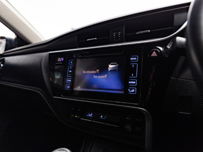2016 Toyota Auris