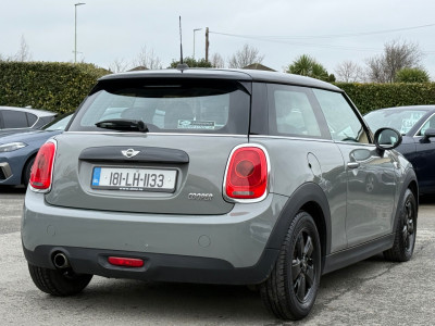 2018 Mini Hatch