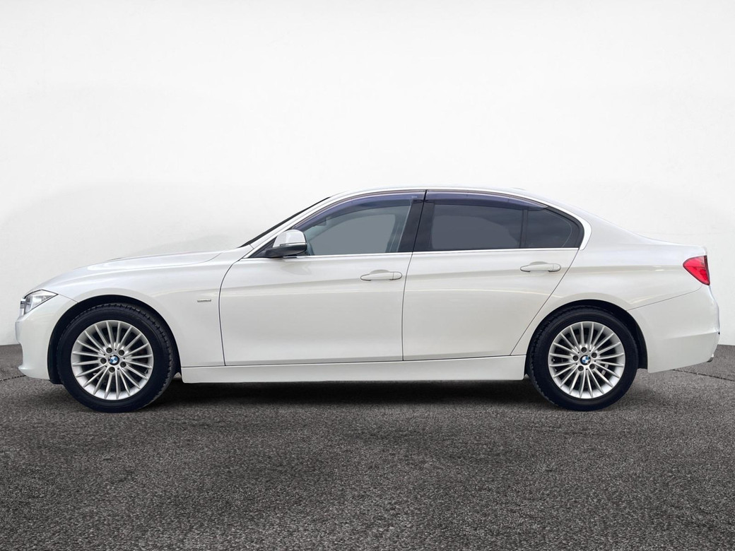 2013 BMW 320