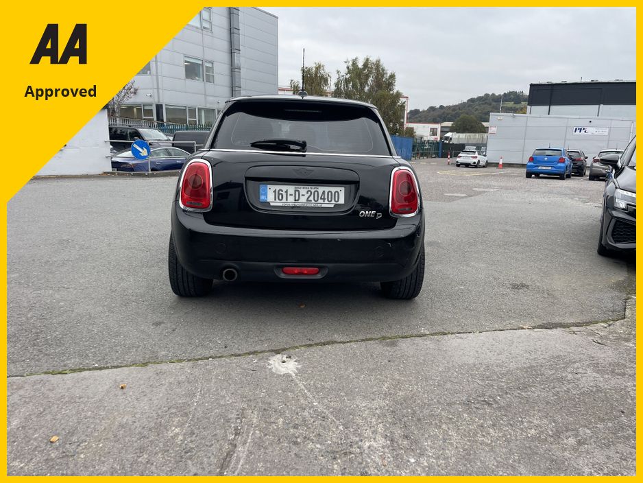 2016 Mini Hatch