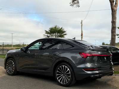 2022 Audi e-tron
