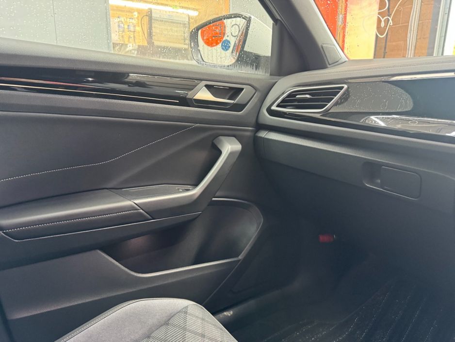 2024 Volkswagen T-Roc