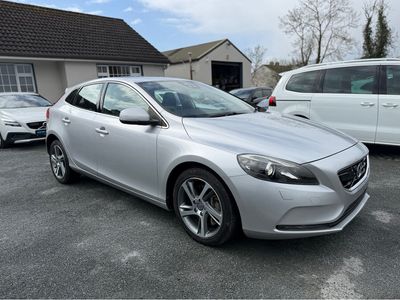 2016 Volvo V40