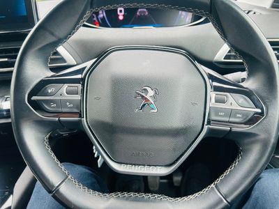 2021 Peugeot 5008
