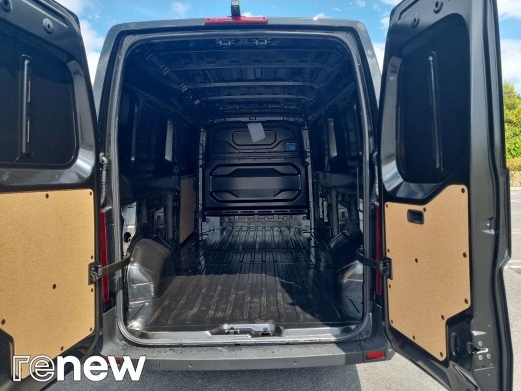 2026 Renault Master