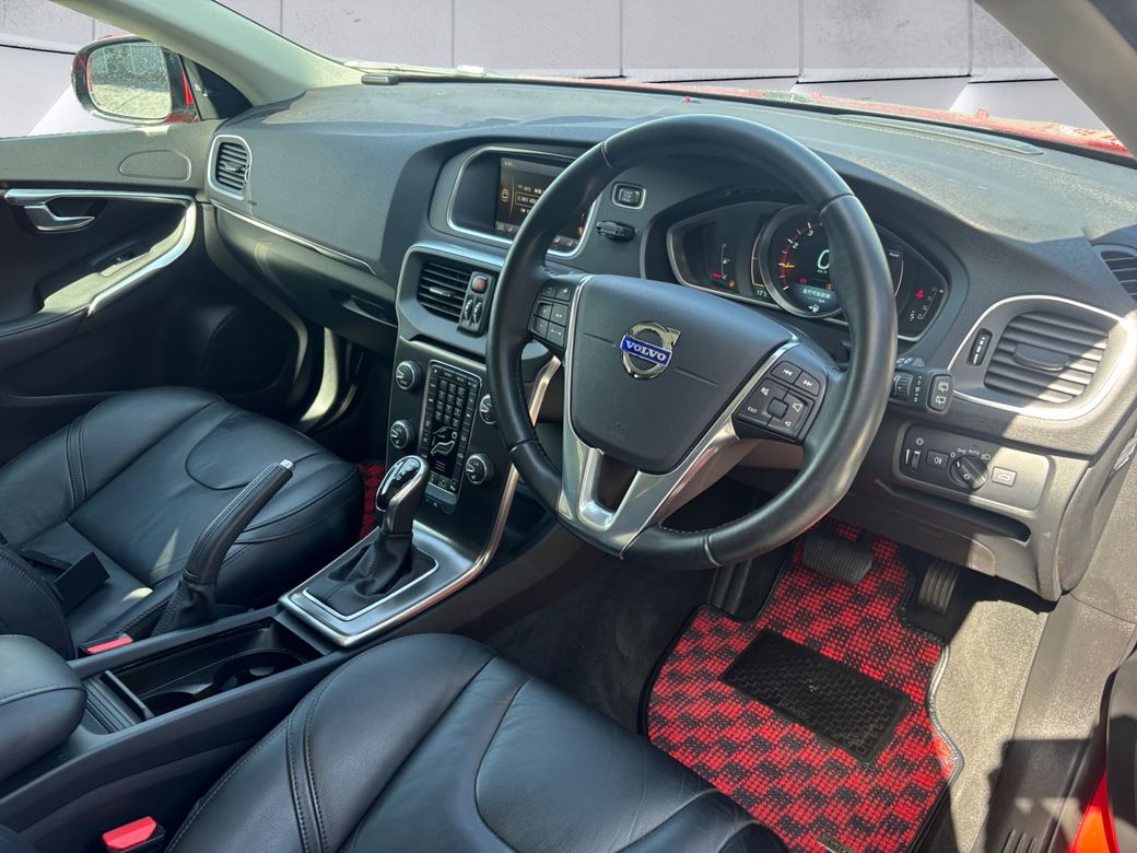 2014 Volvo V40