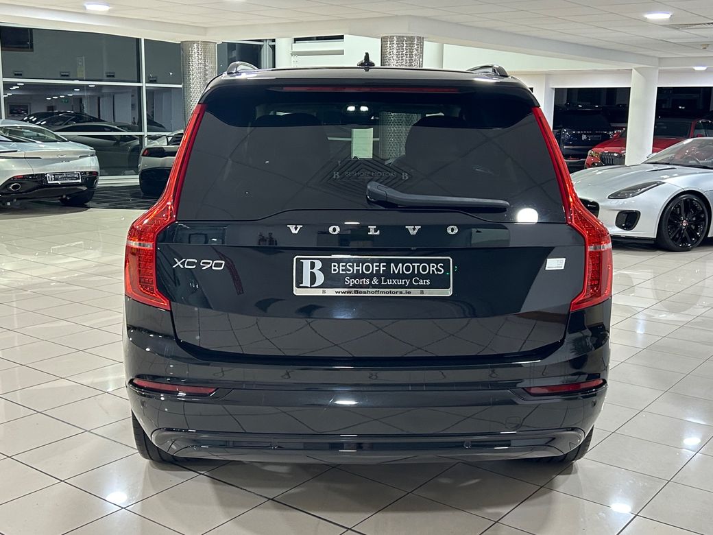 2022 Volvo XC90