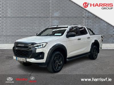 2025 White Isuzu D-MAX