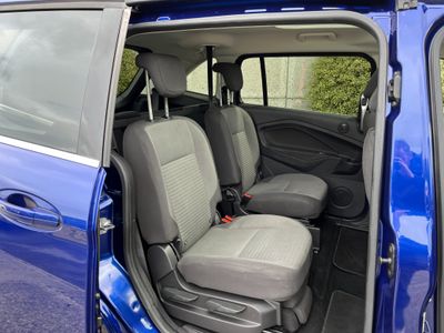 2018 Ford Grand C-Max