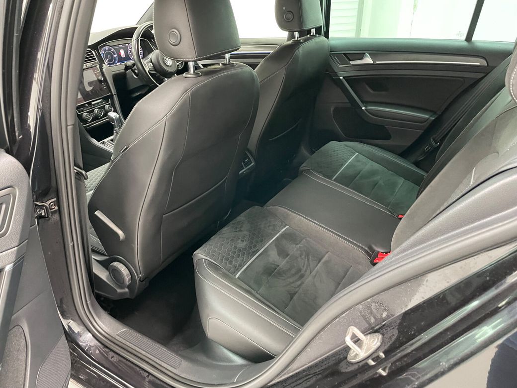 2018 Volkswagen Golf