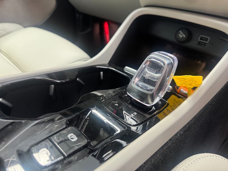 2021 Volvo XC40