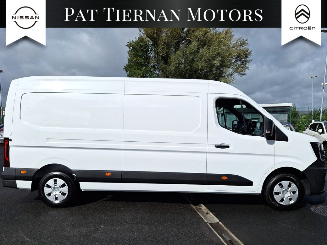 2025 Nissan Interstar