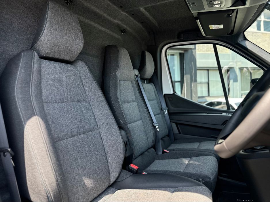 2025 Renault Master