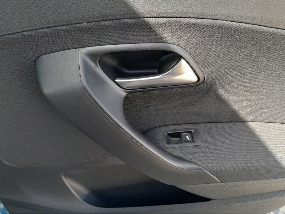 2017 Volkswagen Polo