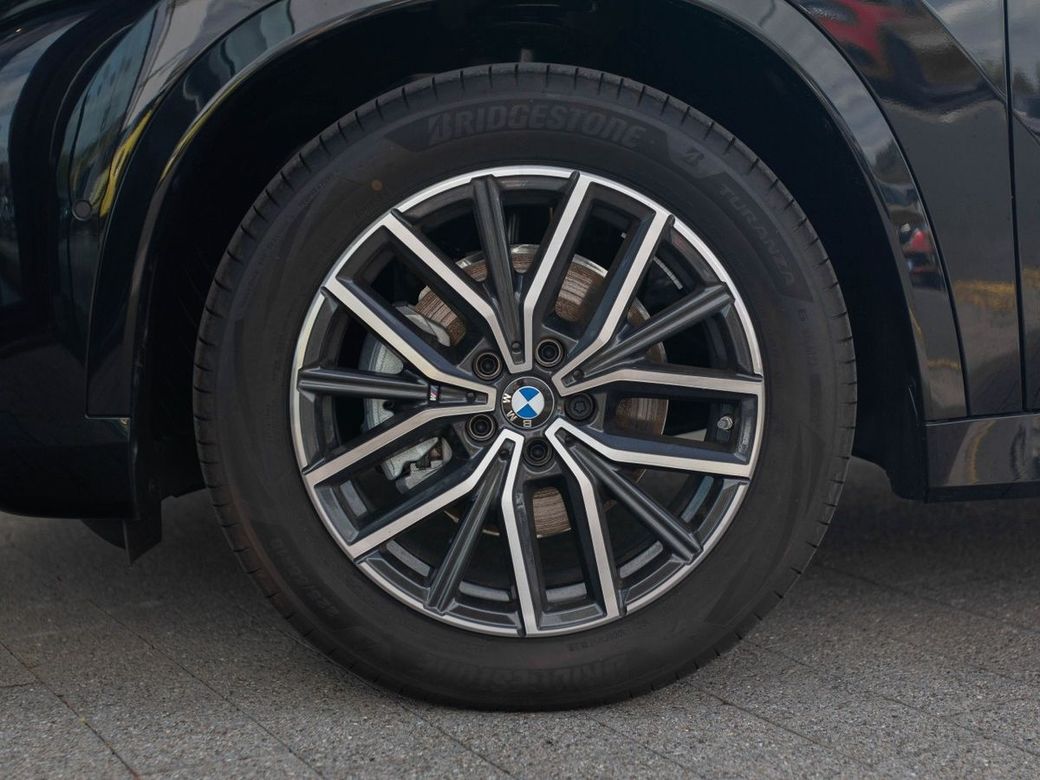 2025 BMW X1