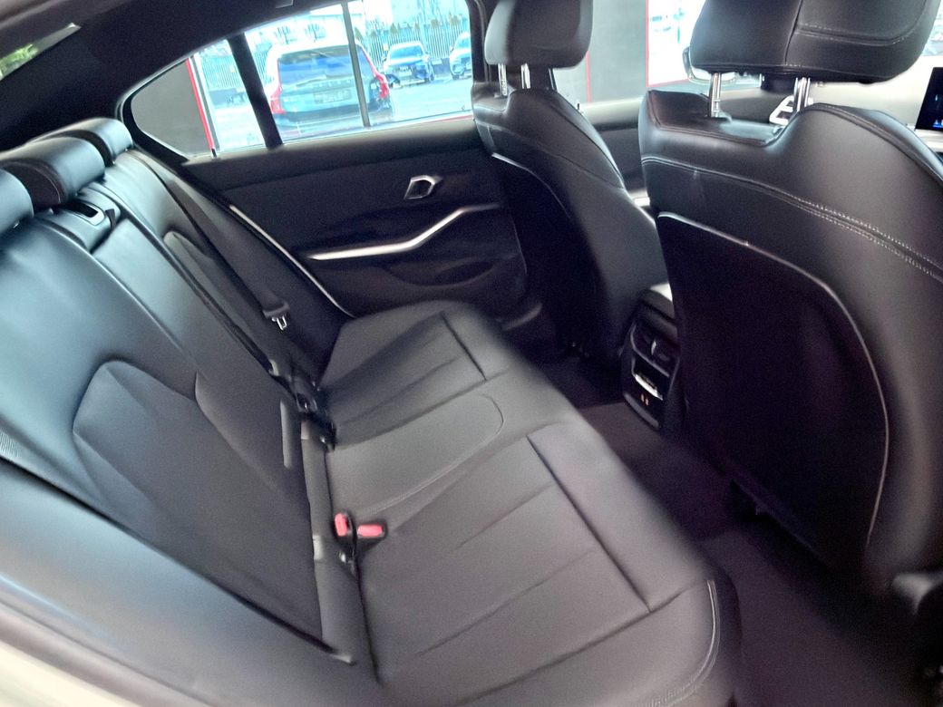 2025 BMW 3 Series