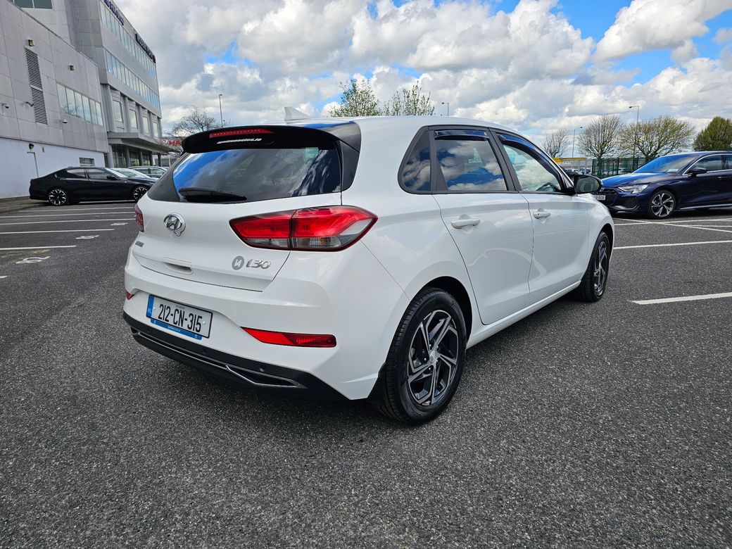 2021 Hyundai i30