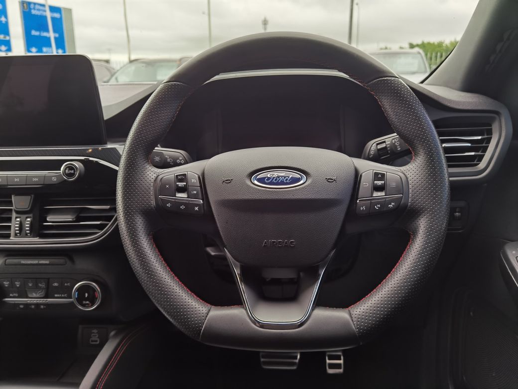 2023 Ford Kuga