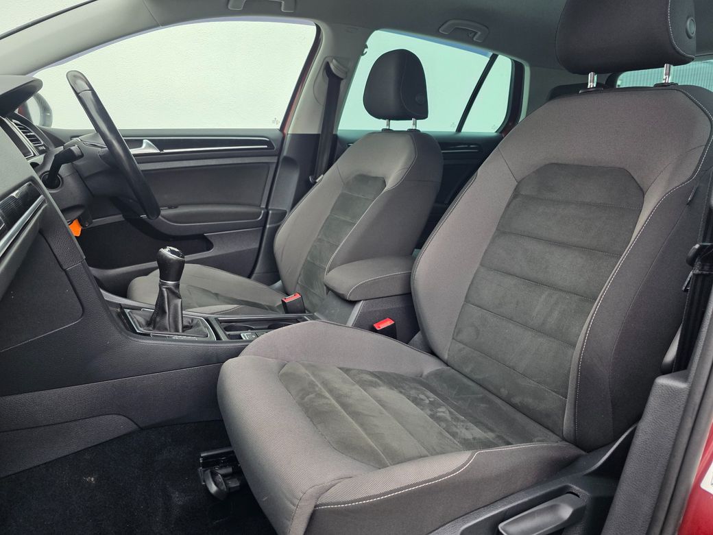 2019 Volkswagen Golf