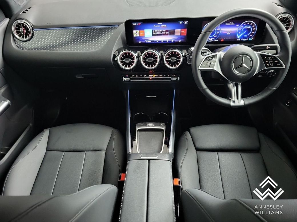 2025 Mercedes-Benz EQA