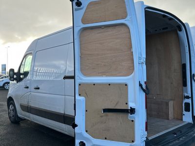 2024 Nissan Interstar