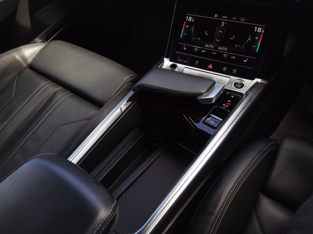 2022 Audi e-tron
