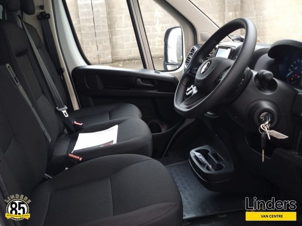 2026 Opel Movano
