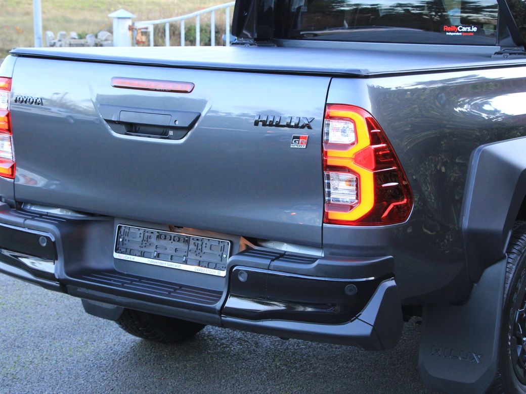 2025 Toyota Hilux