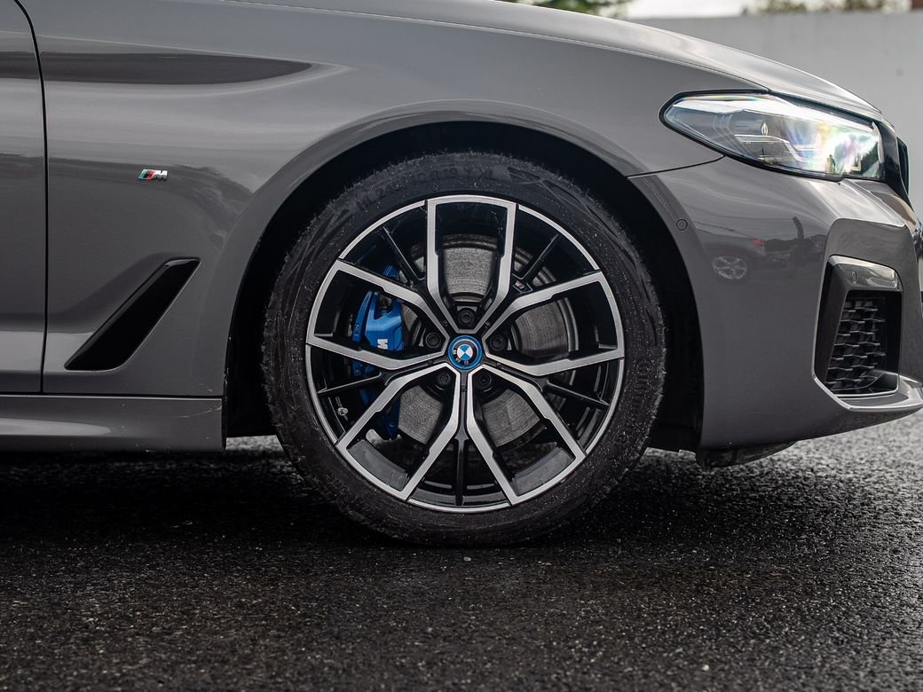2022 BMW 5 Series