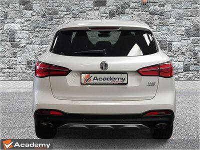 2023 MG HS